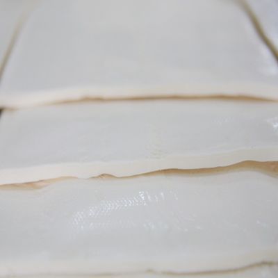 Dowhon High Elongation 300% FKM Rubber met uitstekende oliebestendigheid gebruikt in autoonderdelen, industriële afdichtingen